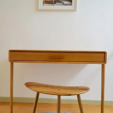 Daire Sao Giao House 4 *